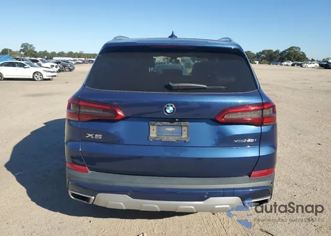 2019 BMW X5 xDrive40I z USA, uszkodzony, nr VIN 5UXCR6C50KLL60463